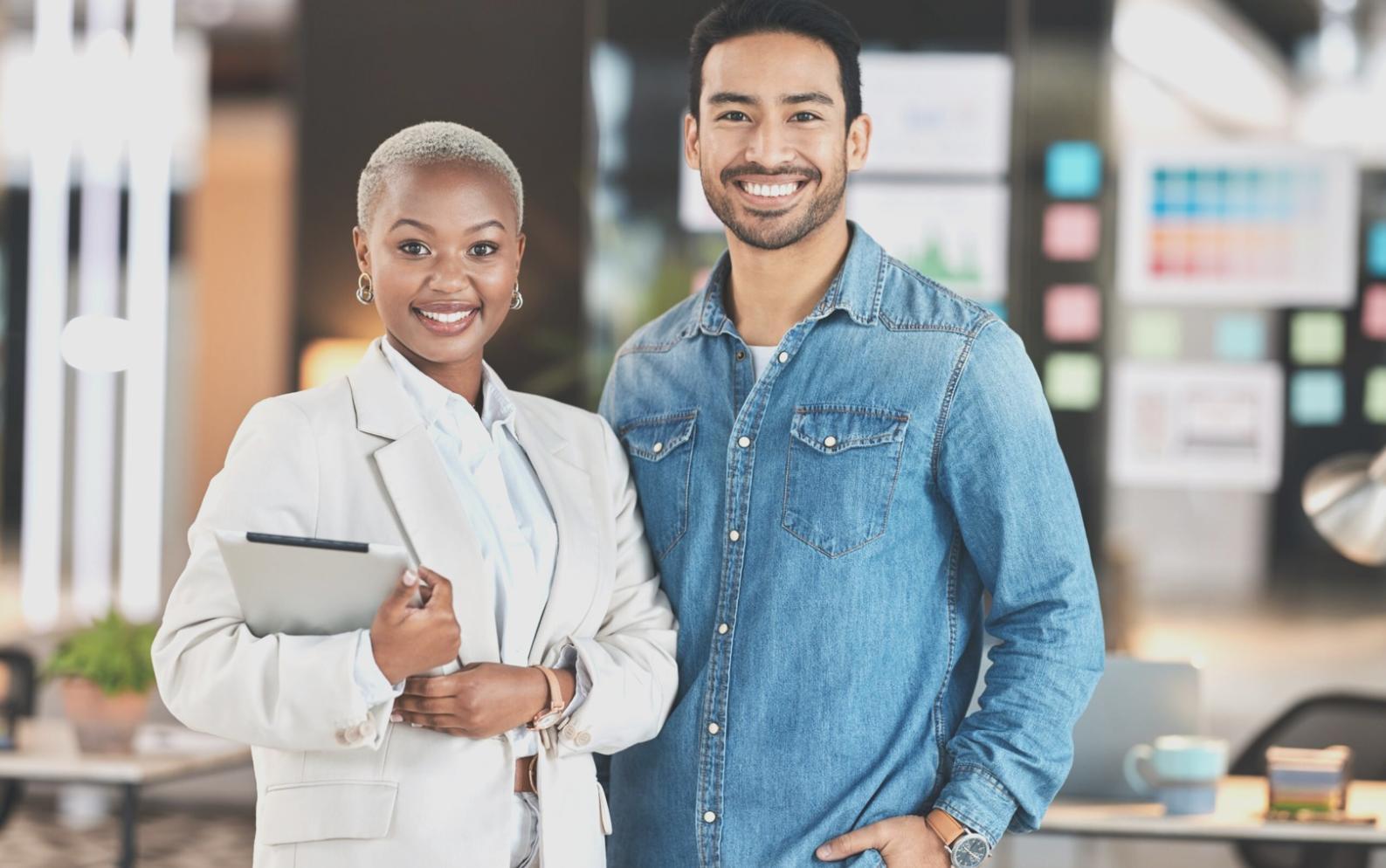 Estudiante adaptando horarios de estudio según disponibilidad personal